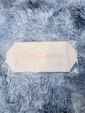 Burberry Beauty Light Pink Logo Pouch